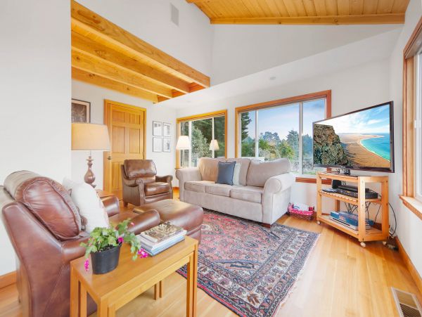 Sonoma County Home 984475
