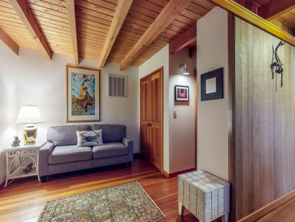 Sonoma County Home 984475