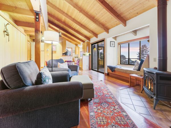 Sonoma County Home 984475