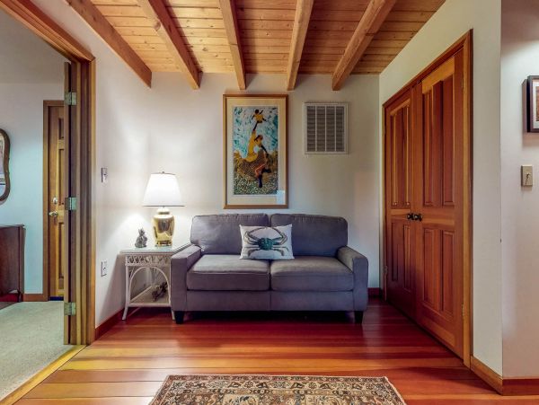 Sonoma County Home 984475