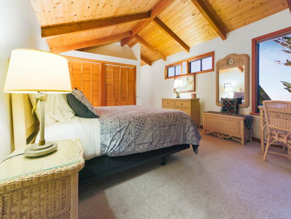 Sonoma County Home 984475