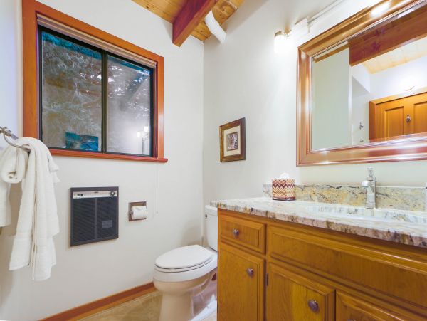 Sonoma County Home 984475