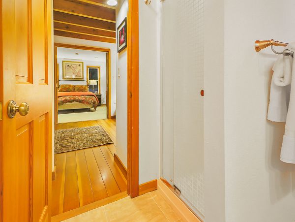 Sonoma County Home 984475