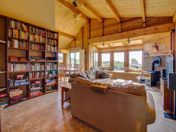 Sonoma County Home 984477
