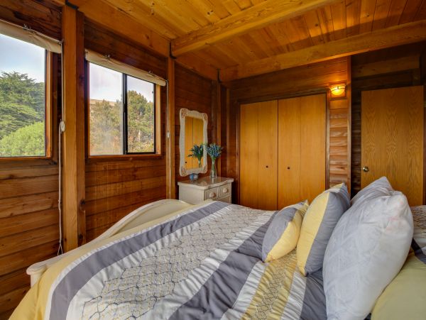 Sonoma County Home 984477