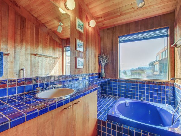 Sonoma County Home 984478