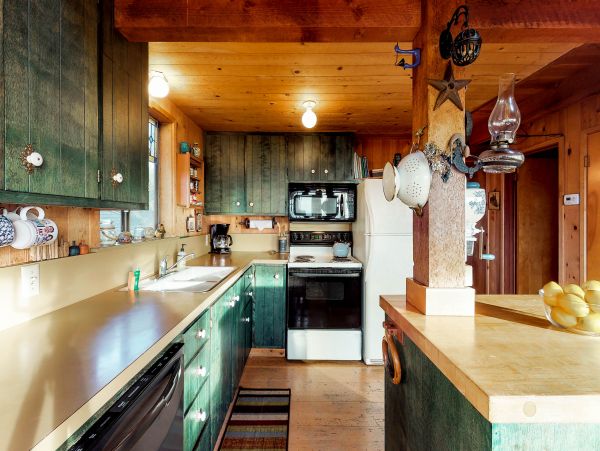 Sonoma County Home 984480