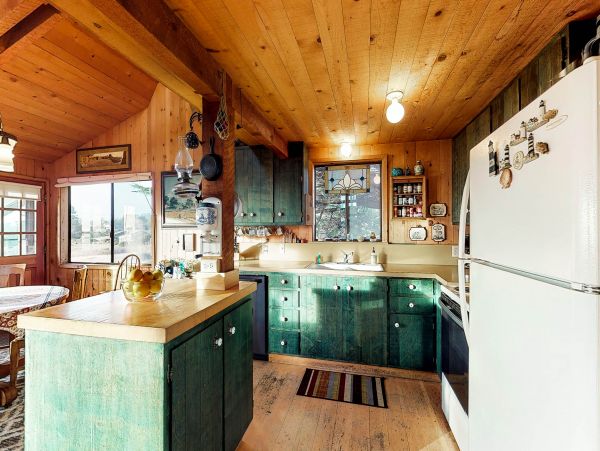 Sonoma County Home 984480