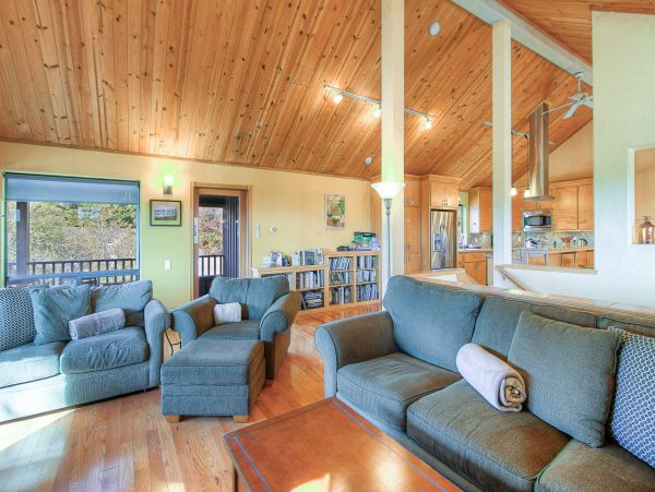 Sonoma County Home 984488
