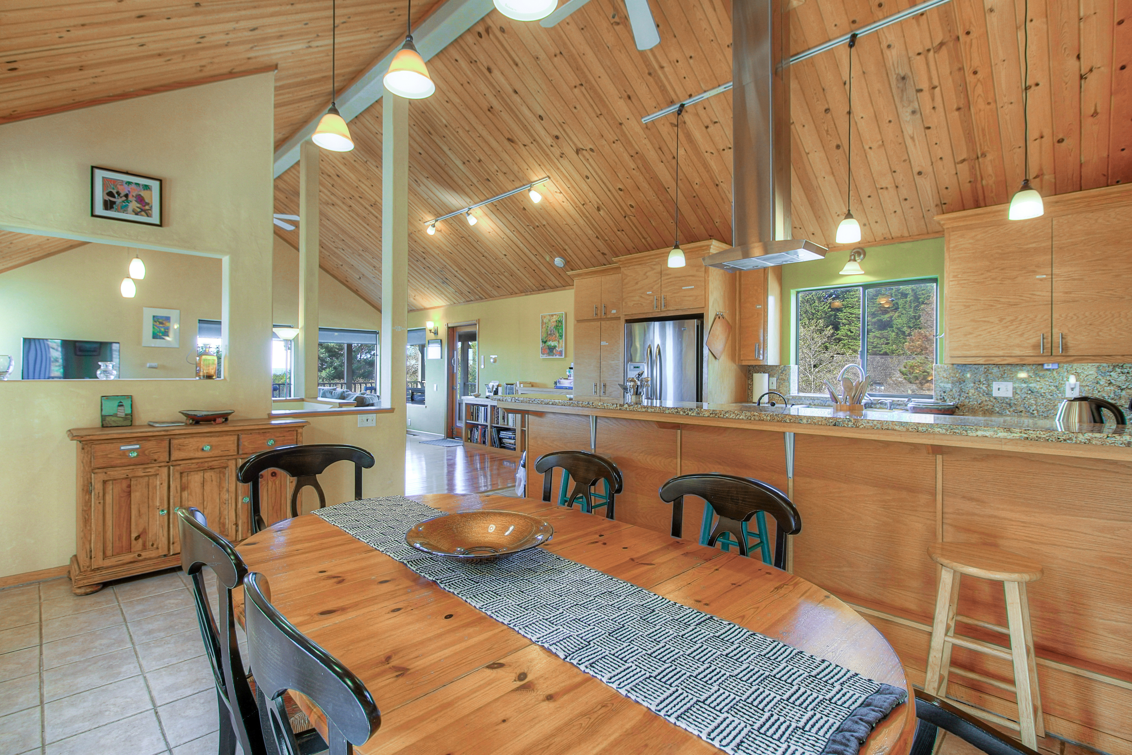Sonoma County Home 984488
