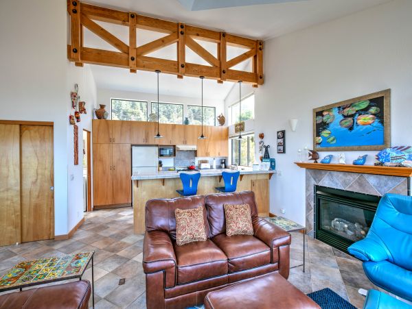 Sonoma County Home 984489
