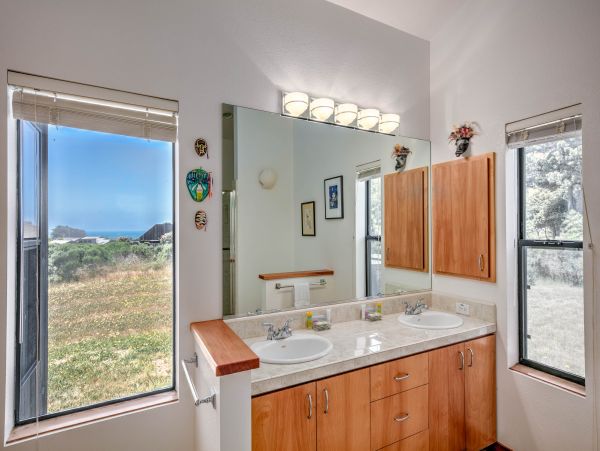 Sonoma County Home 984489