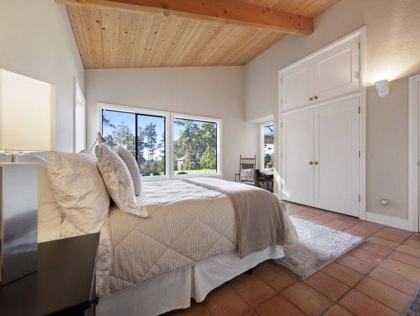 Sonoma County Home 984491