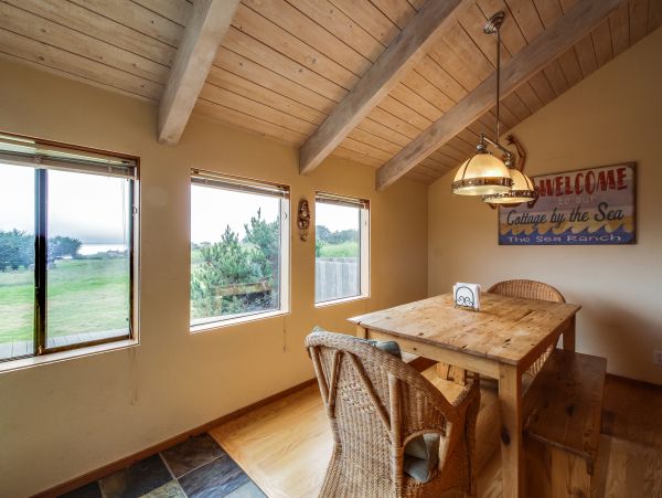 Sonoma County Home 984494