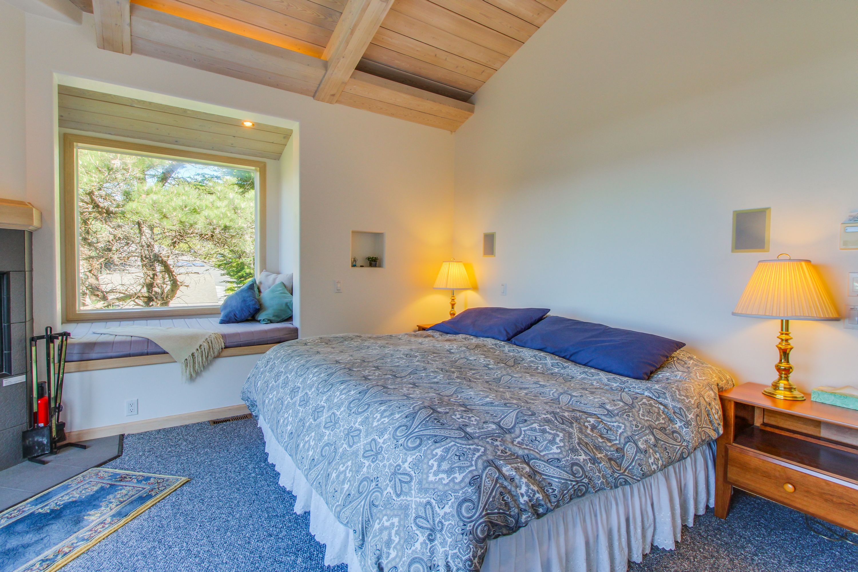 Sonoma County Home 984496
