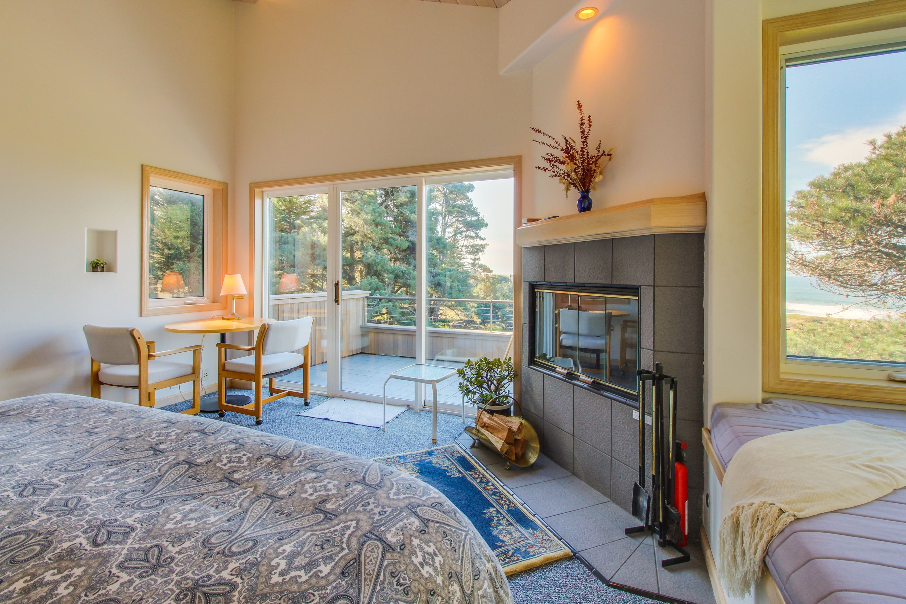 Sonoma County Home 984496
