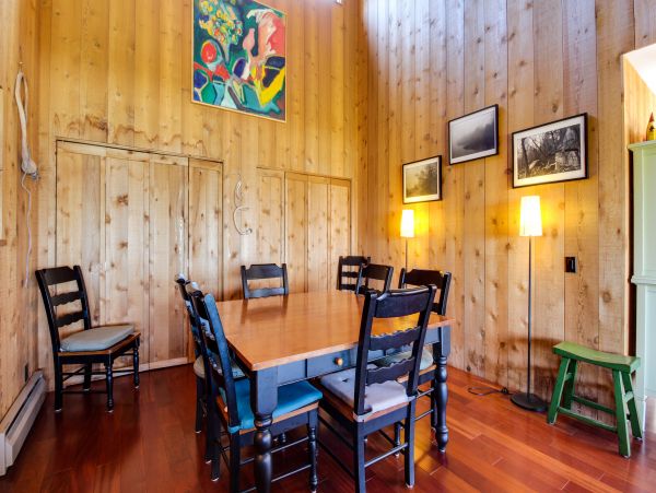 Sonoma County Home 984500