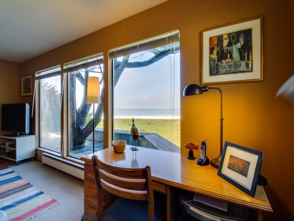 Sonoma County Home 984500