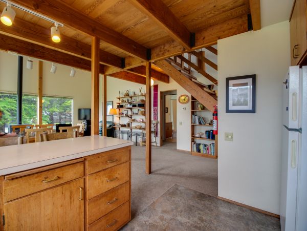 Sonoma County Home 984501