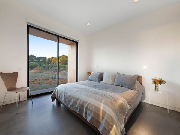 Sonoma County Home 984502