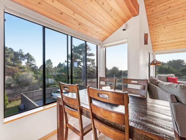 Sonoma County Home 984503