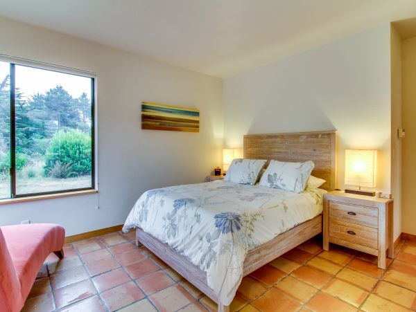 Sonoma County Home 984503