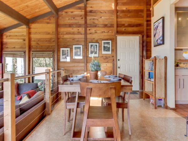 Sonoma County Home 984504