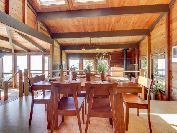 Sonoma County Home 984504