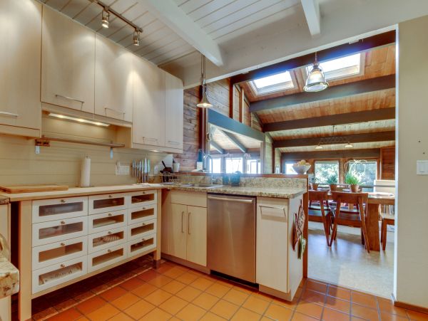 Sonoma County Home 984504