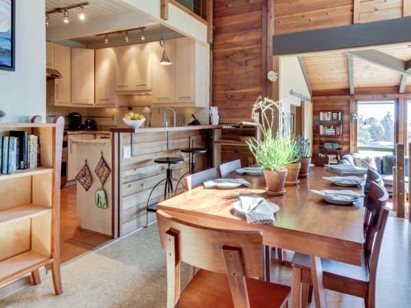 Sonoma County Home 984504
