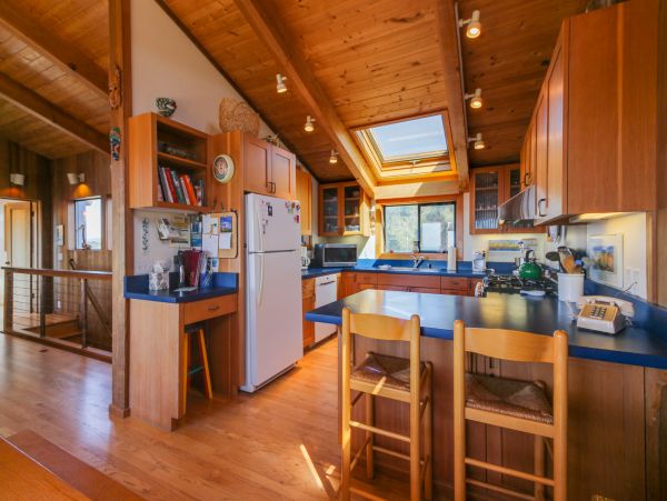 Sonoma County Home 984510