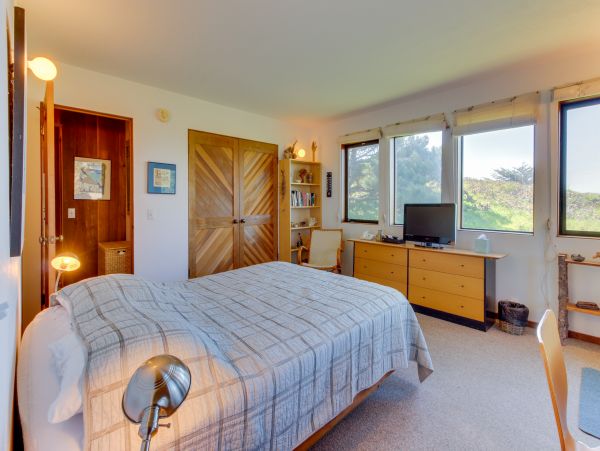 Sonoma County Home 984510
