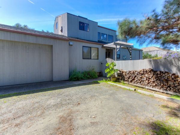 Sonoma County Home 984510
