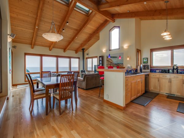 Sonoma County Home 984511