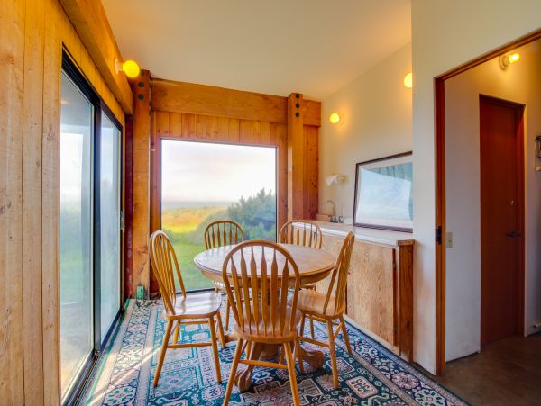 Sonoma County Home 984512