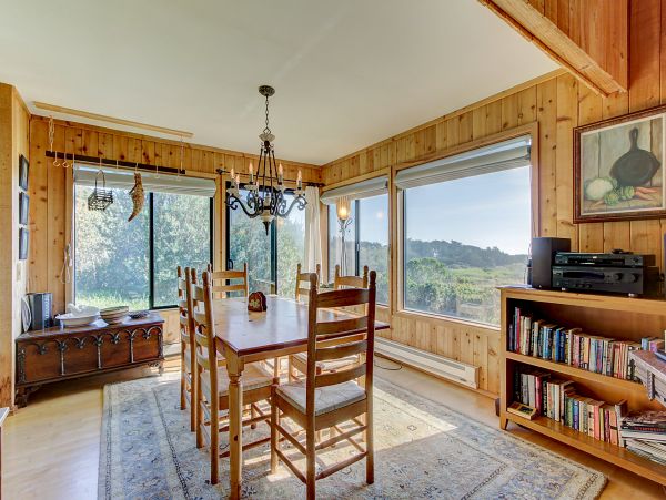 Sonoma County Home 984513