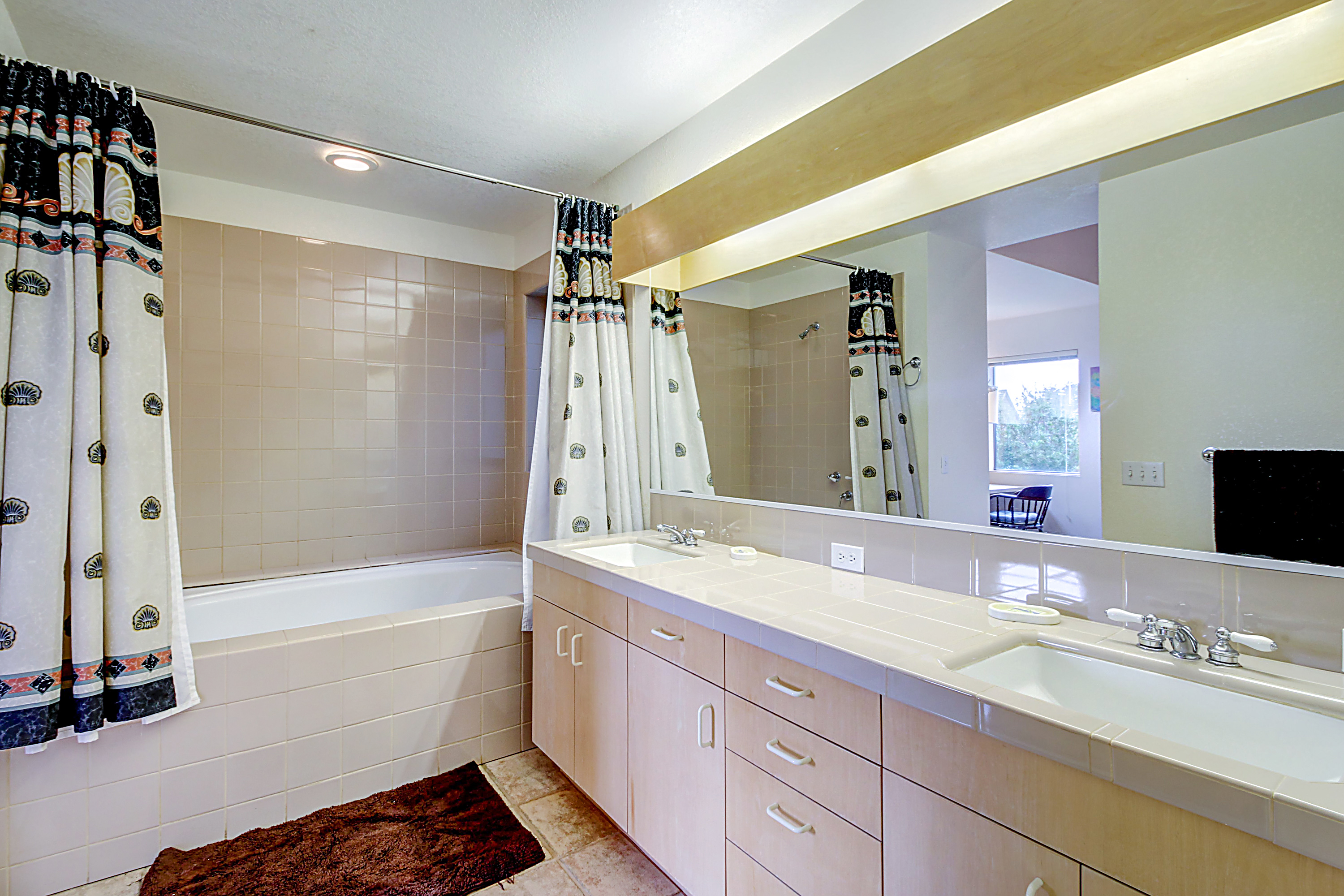 Sonoma County Home 984514