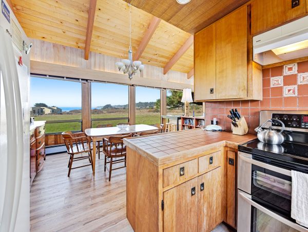 Sonoma County Home 984519