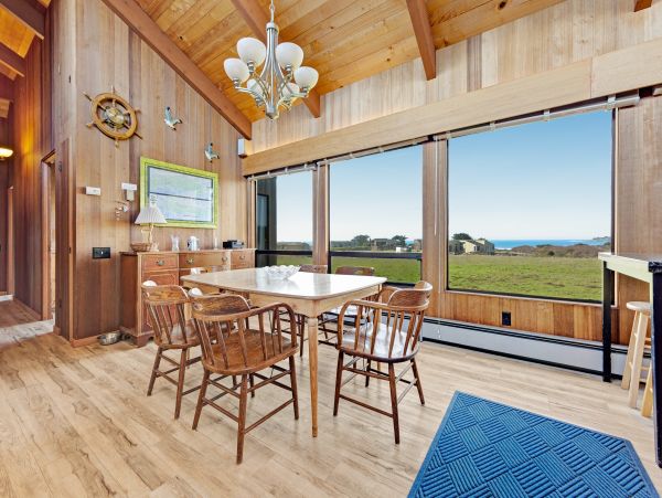 Sonoma County Home 984519