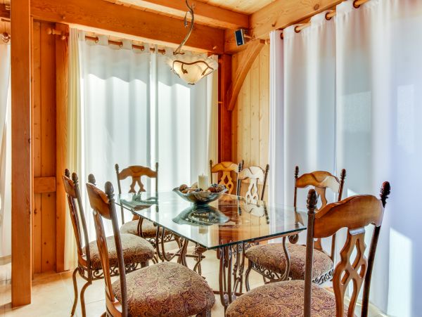 Sonoma County Home 984520