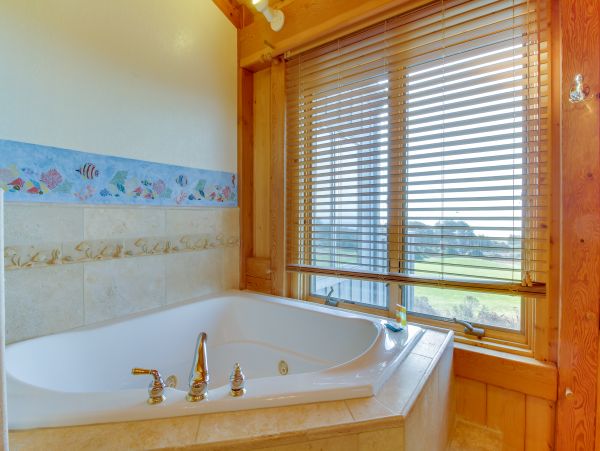 Sonoma County Home 984520