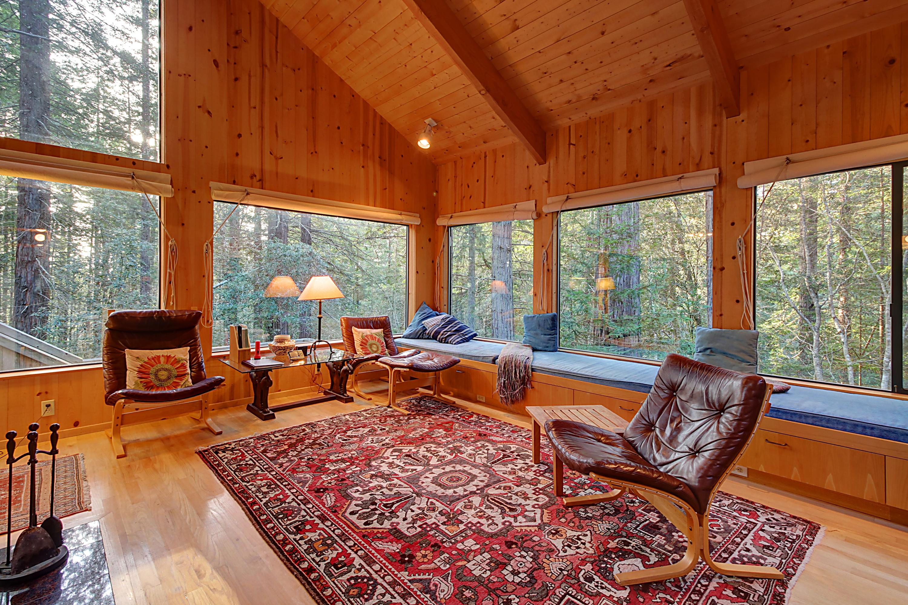 Sonoma County Home 984521