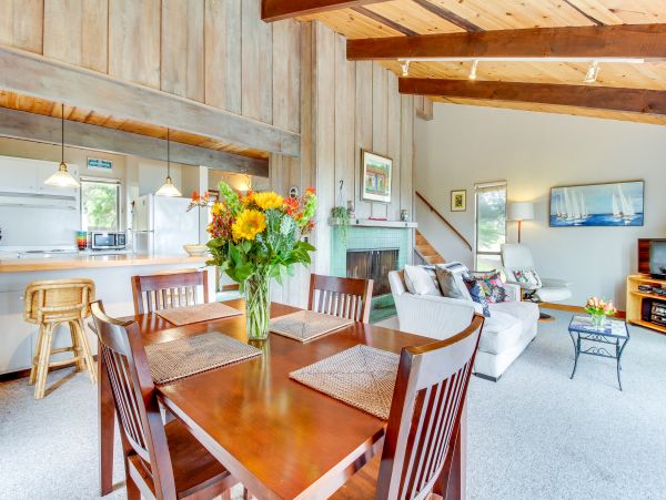 Sonoma County Home 984522