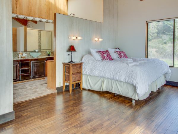 Sonoma County Home 984523
