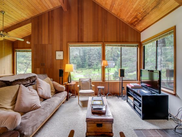 Sonoma County Home 984524