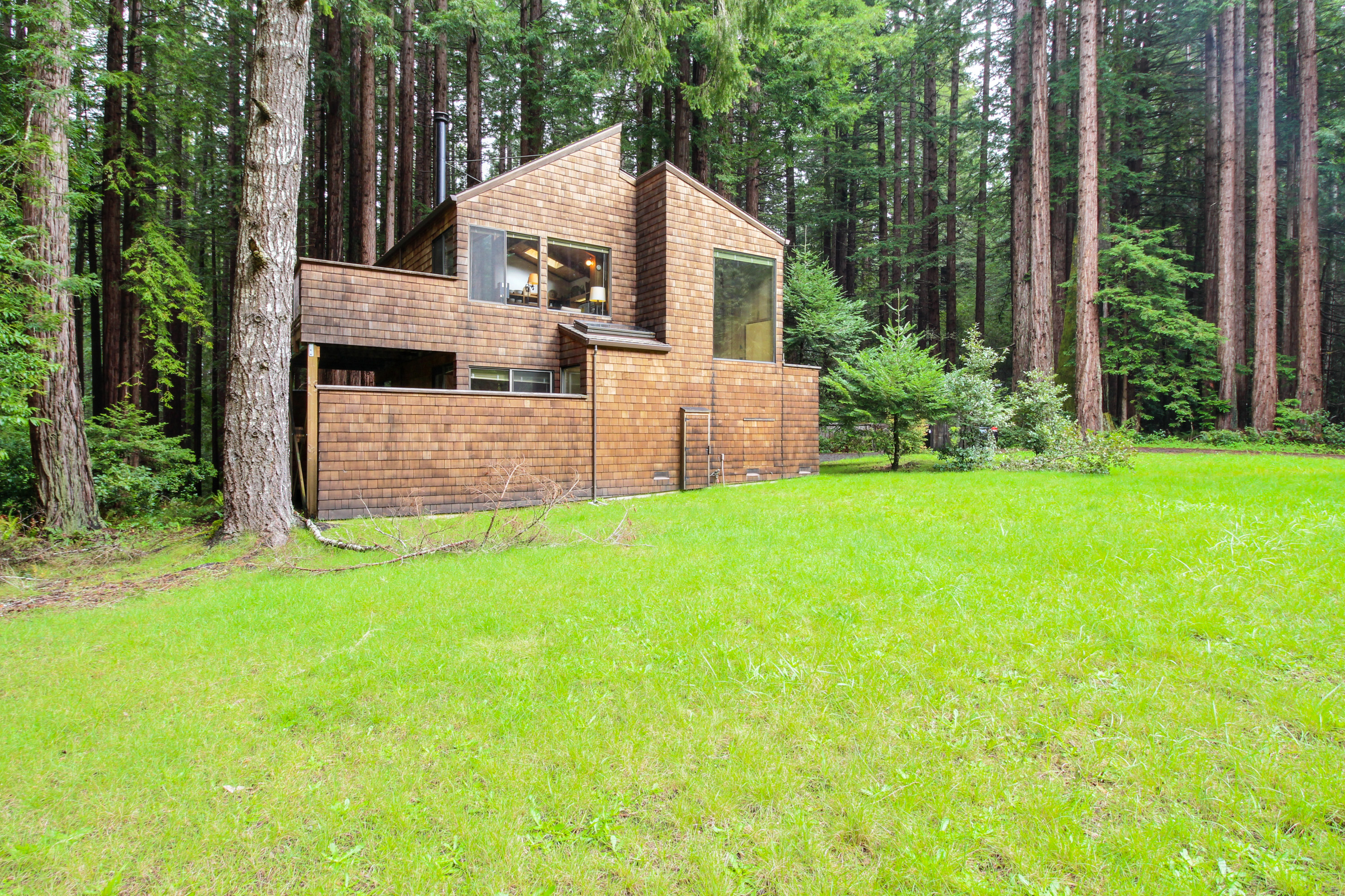 Sonoma County Home 984524