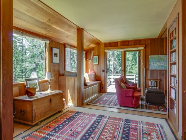 Sonoma County Home 984525