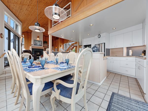Sonoma County Home 984526