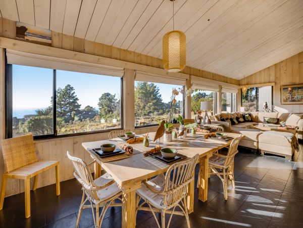 Sonoma County Home 984527