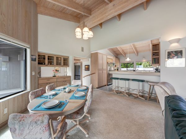 Sonoma County Home 984528